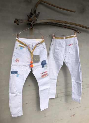 OPRYDNINGSSALG Banditas  DY-751 Patch hvid patch